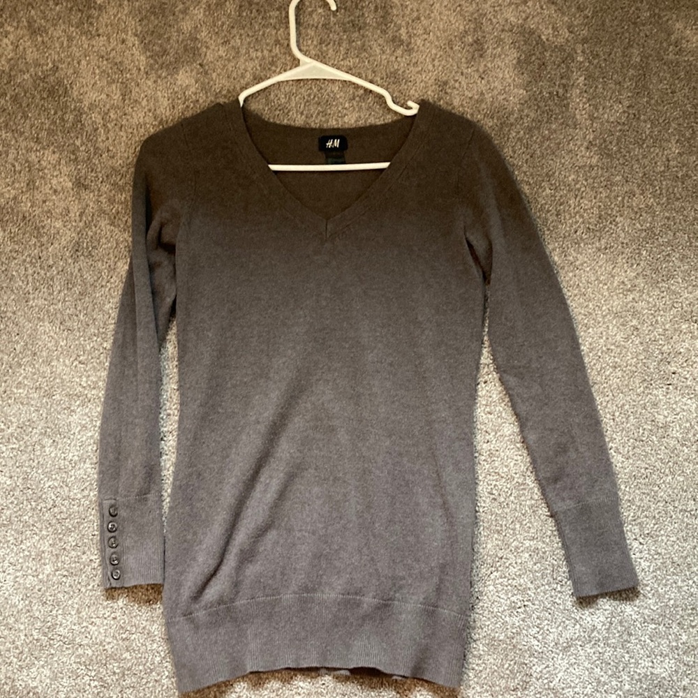 H&M S taupe/greige long v-neck sweater